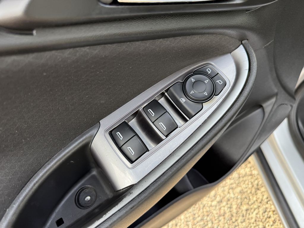 2020 Chevrolet Malibu Image 18