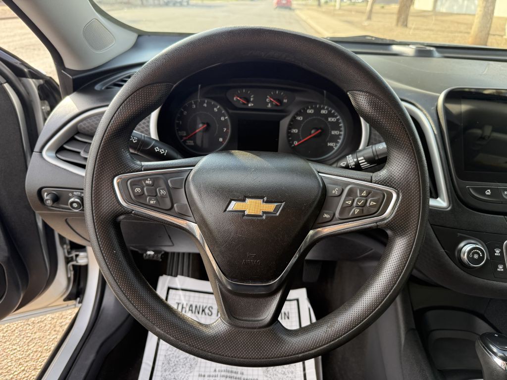 2020 Chevrolet Malibu Image 21