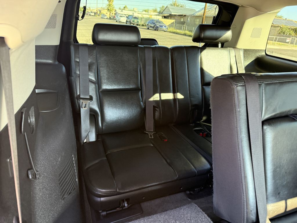 2008 Cadillac Escalade Image 13