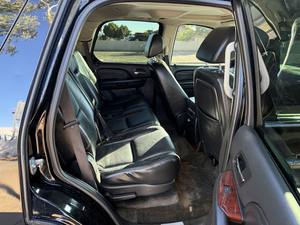 2008 Cadillac Escalade Image 15