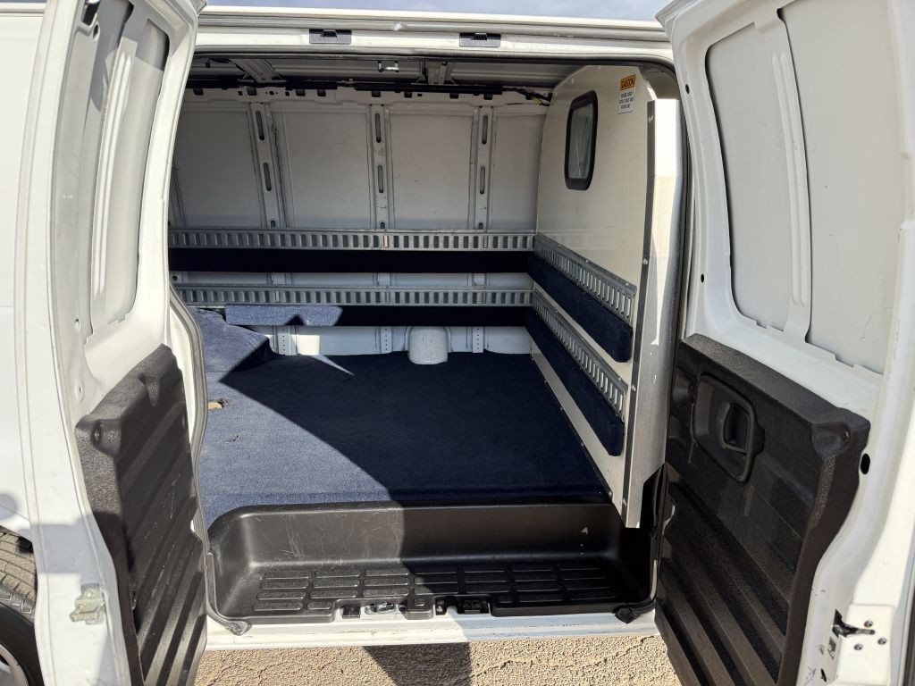 2019 Chevrolet Express Image 10