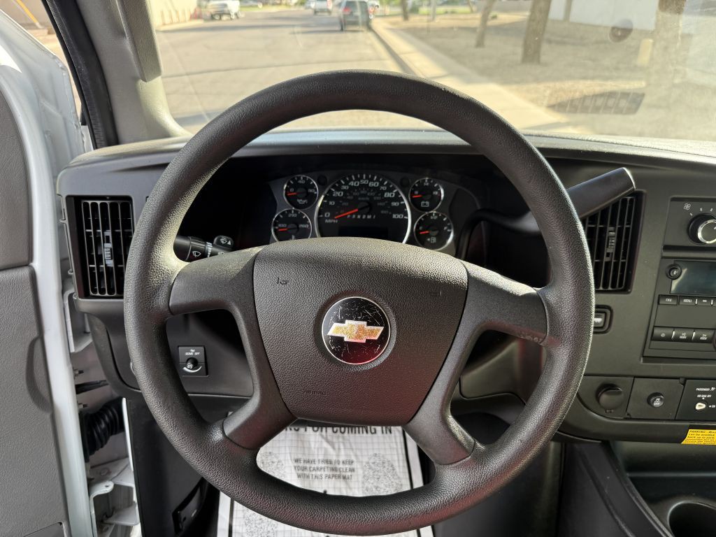 2019 Chevrolet Express Image 15