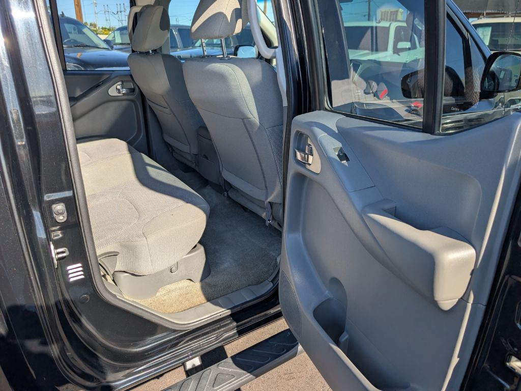 2018 Nissan Frontier Image 14