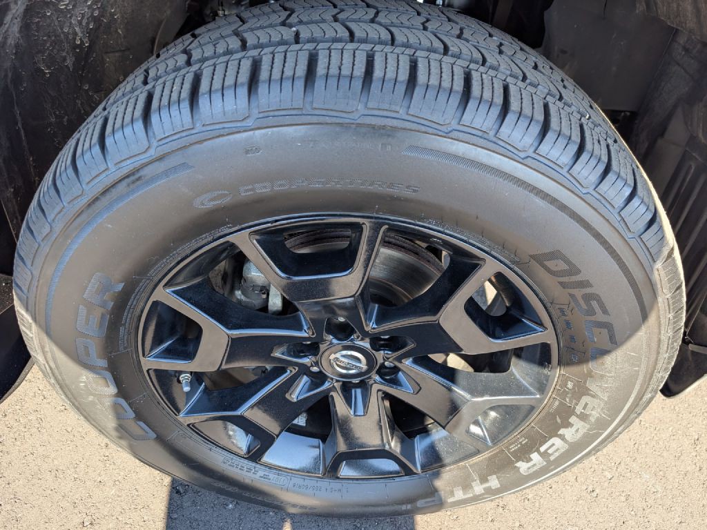 2018 Nissan Frontier Image 18