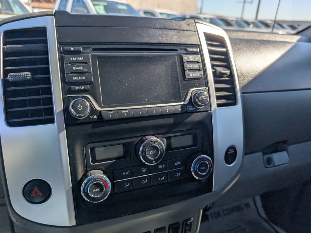 2018 Nissan Frontier Image 24