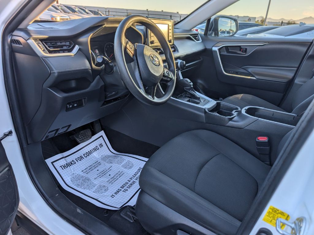 2021 Toyota Rav4 Image 10