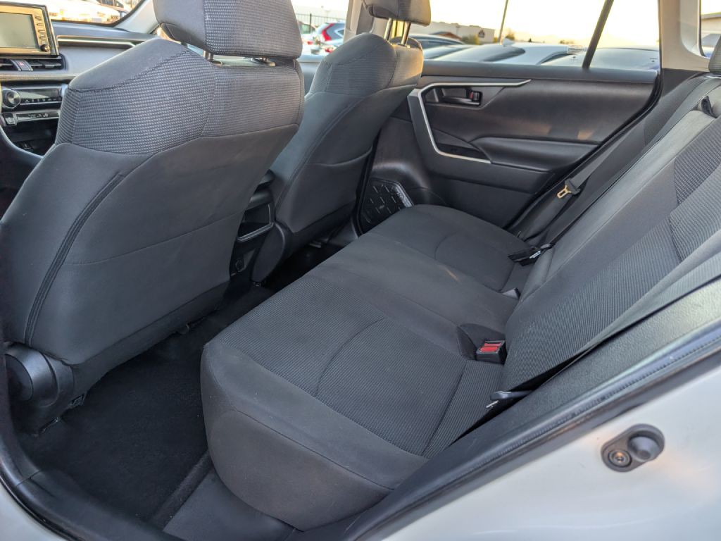 2021 Toyota Rav4 Image 12