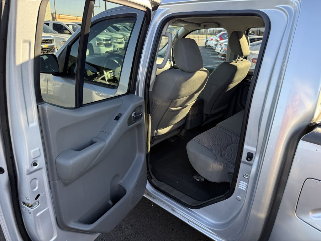 2019 Nissan Frontier Image 9