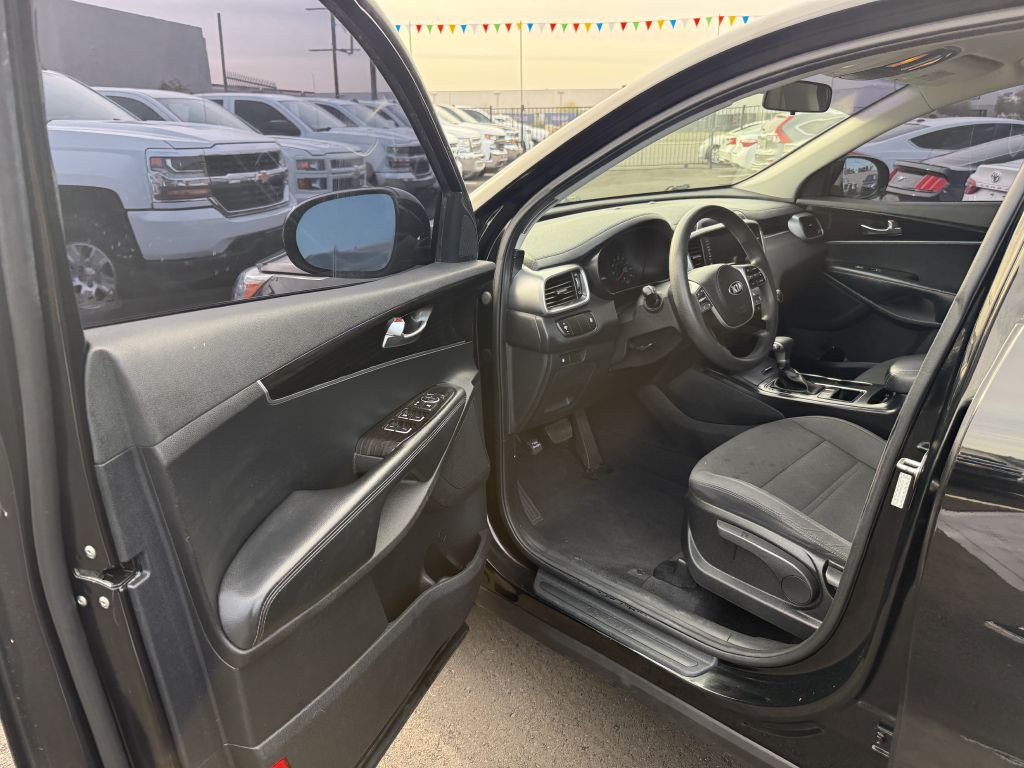 2019 Kia Sorento Image 7