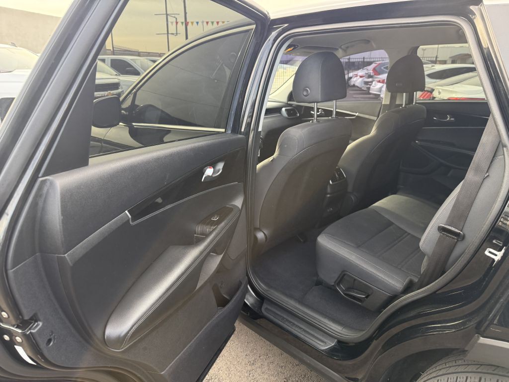 2019 Kia Sorento Image 9