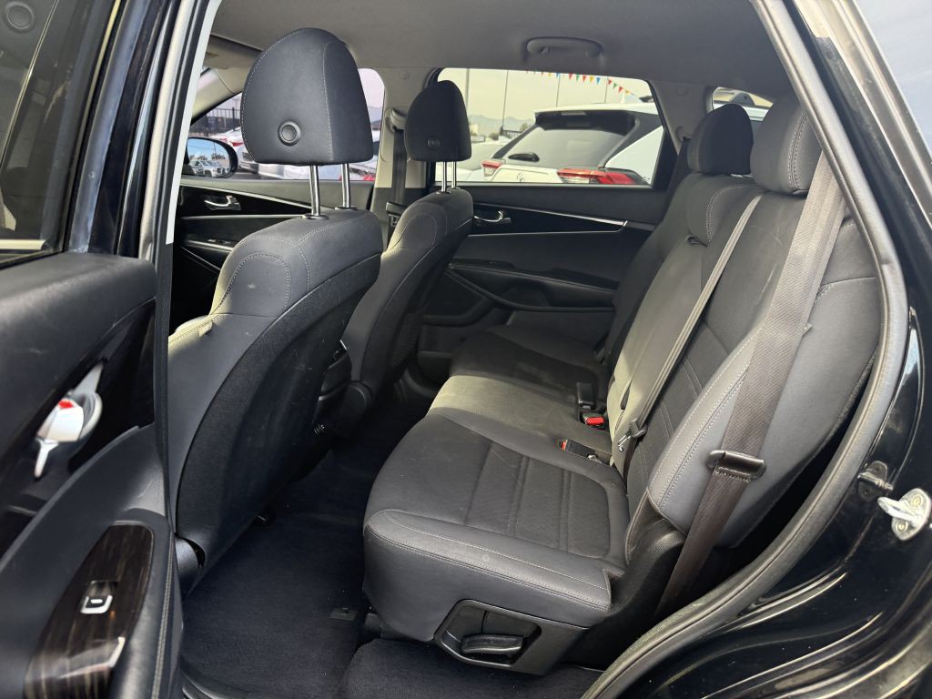 2019 Kia Sorento Image 10