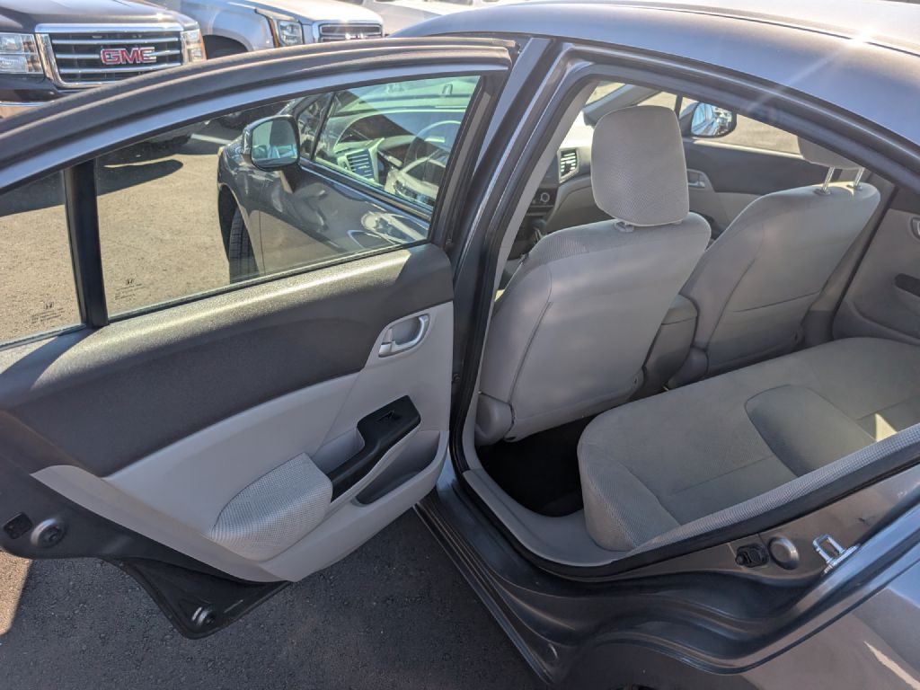 2012 Honda Civic Image 11