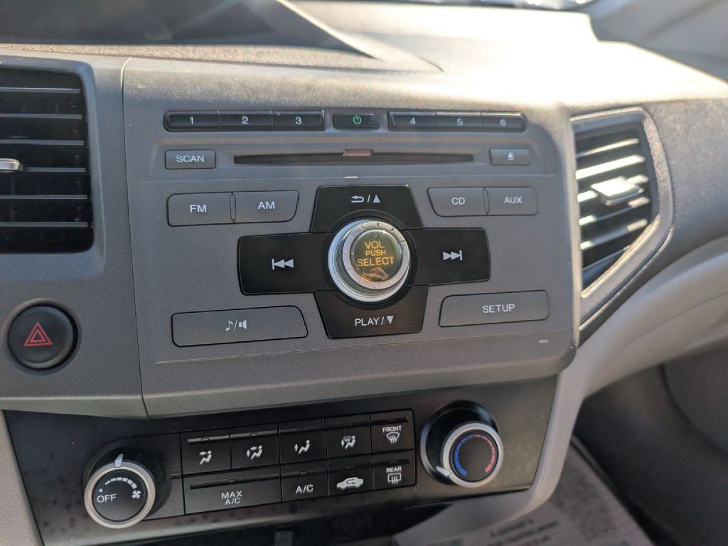 2012 Honda Civic Image 21