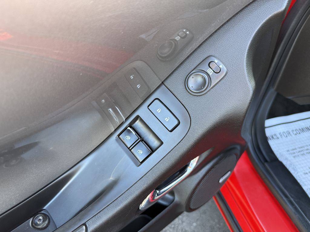 2012 Chevrolet Camaro Image 17