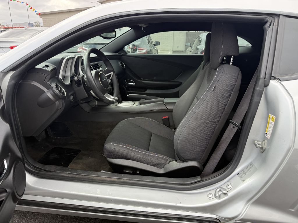 2010 Chevrolet Camaro Image 8