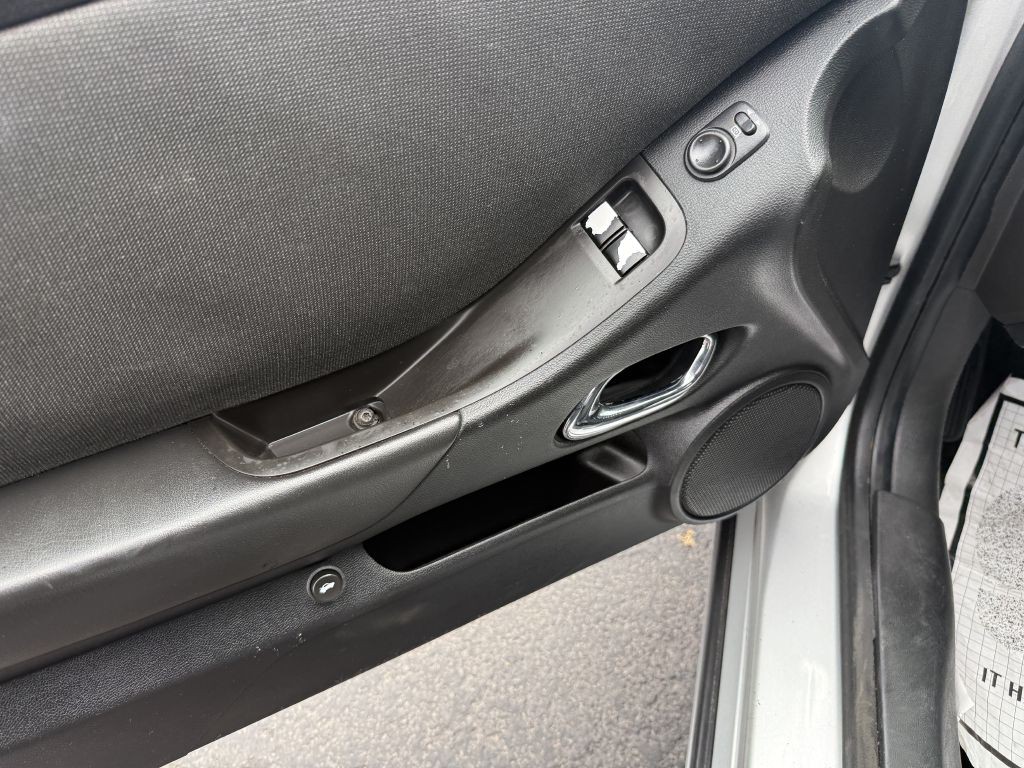 2010 Chevrolet Camaro Image 15