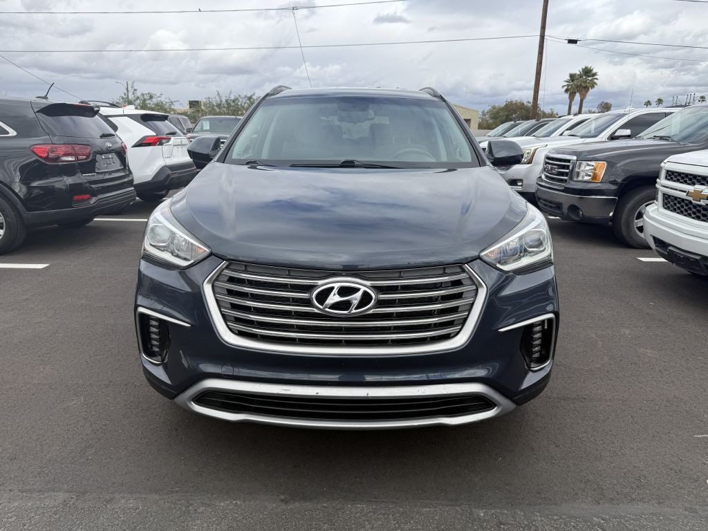 2018 Hyundai Santa Fe Image 2