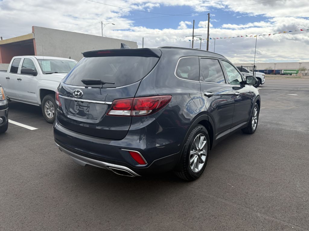 2018 Hyundai Santa Fe Image 4