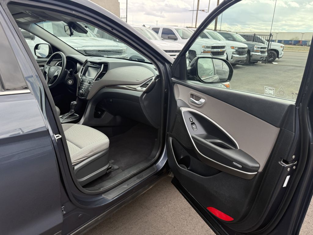 2018 Hyundai Santa Fe Image 15
