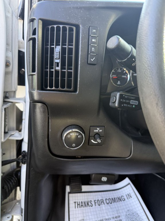 2017 Chevrolet Express Image 15