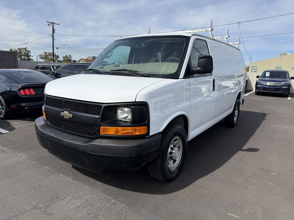 2014 Chevrolet Express Image 1