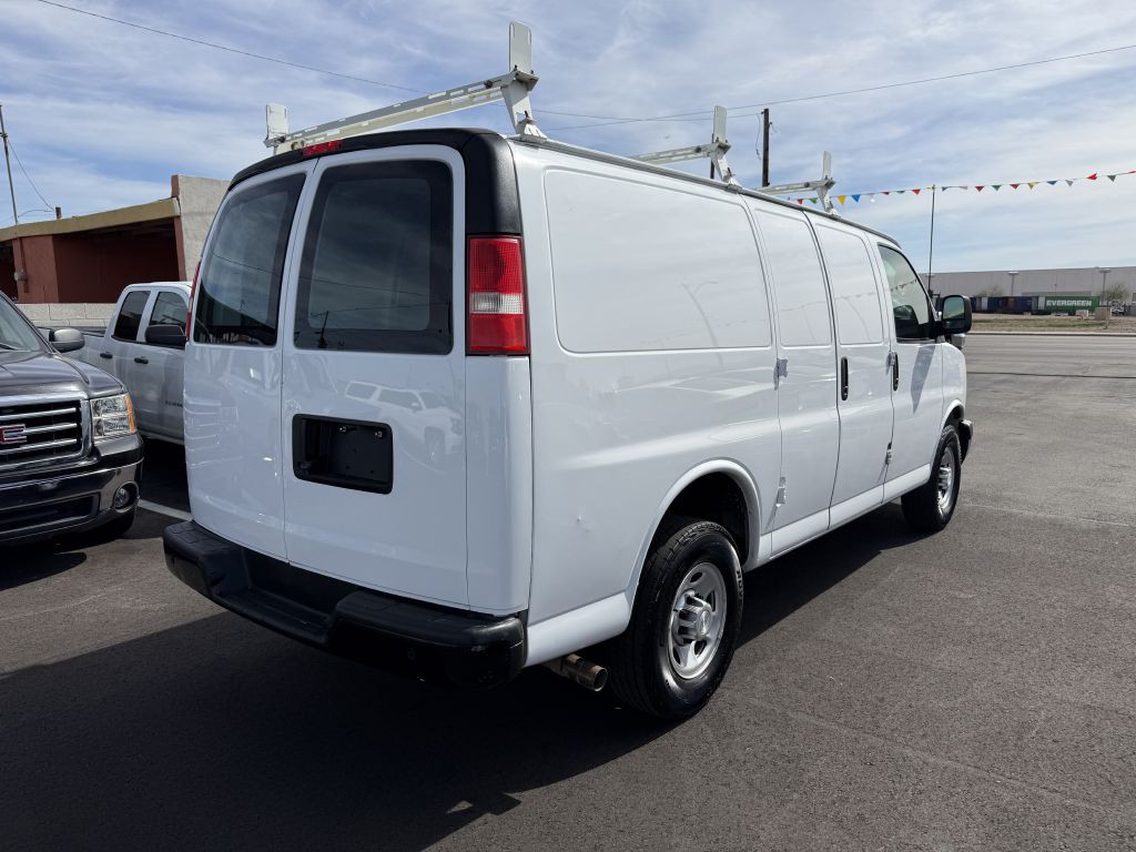 2014 Chevrolet Express Image 4
