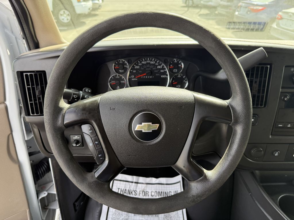 2014 Chevrolet Express Image 15