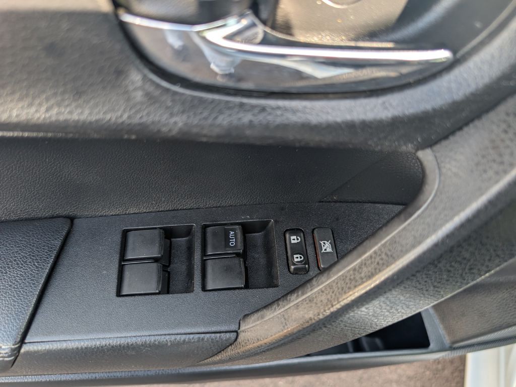 2019 Toyota Corolla Image 17