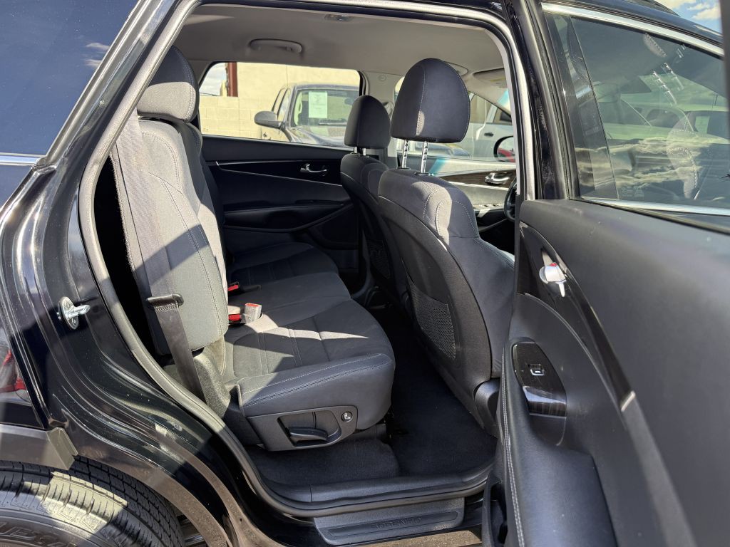 2020 Kia Sorento Image 17