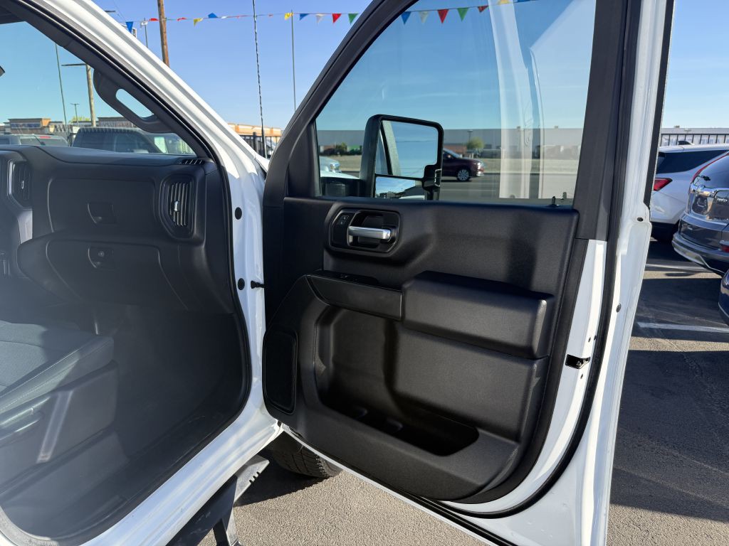 2022 Chevrolet Silverado 1500 Image 15