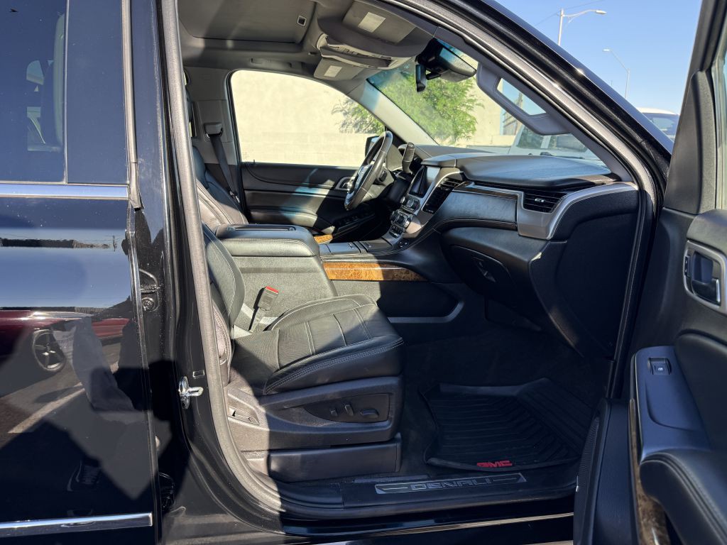 2015 GMC Yukon Image 17