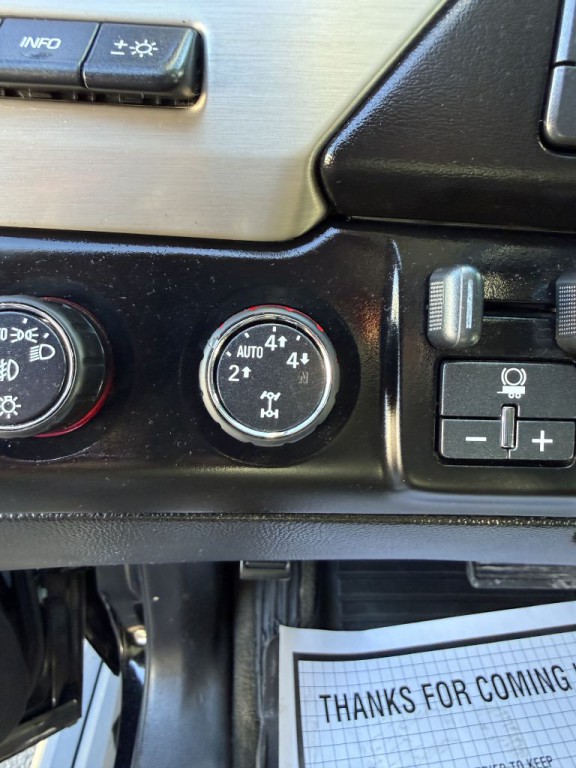 2015 GMC Yukon Image 24