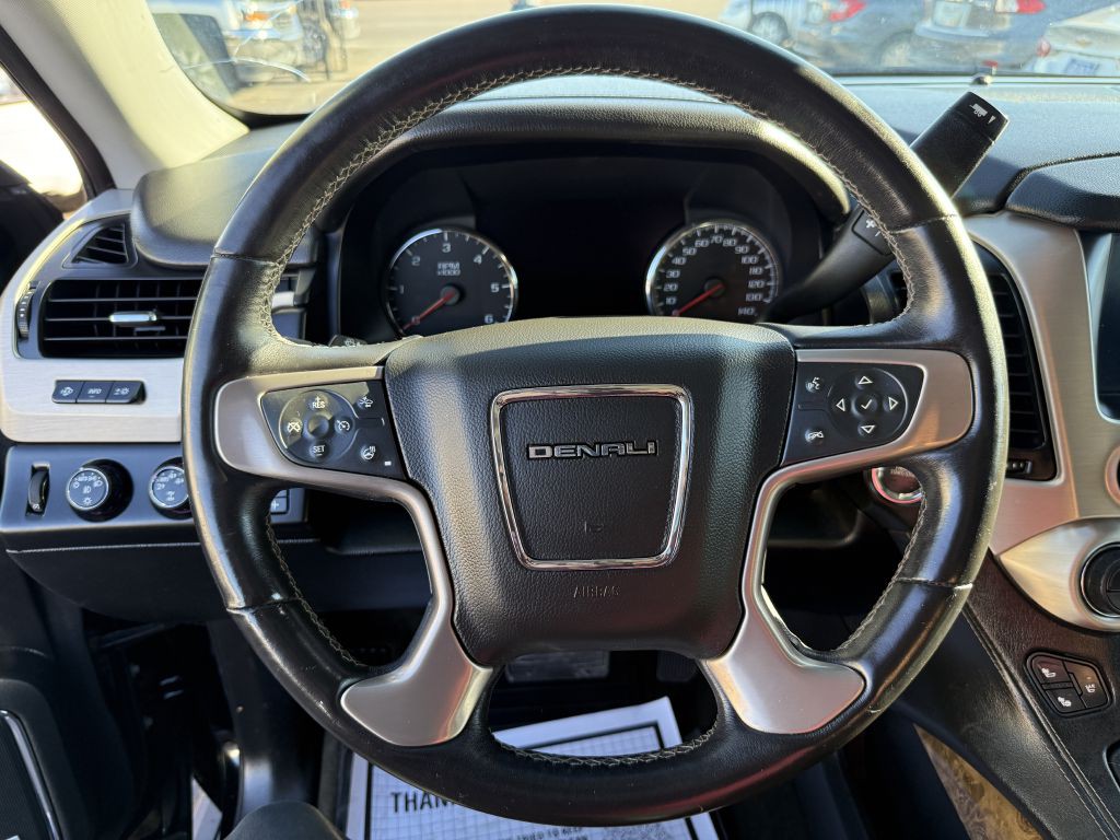 2015 GMC Yukon Image 25