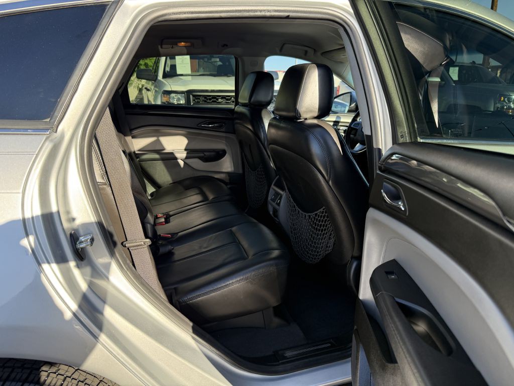 2011 Cadillac SRX Image 14
