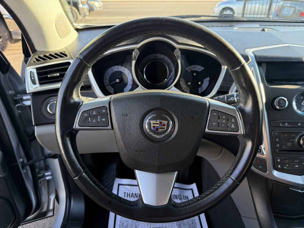 2011 Cadillac SRX Image 21