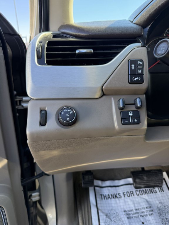 2015 GMC Yukon Image 24