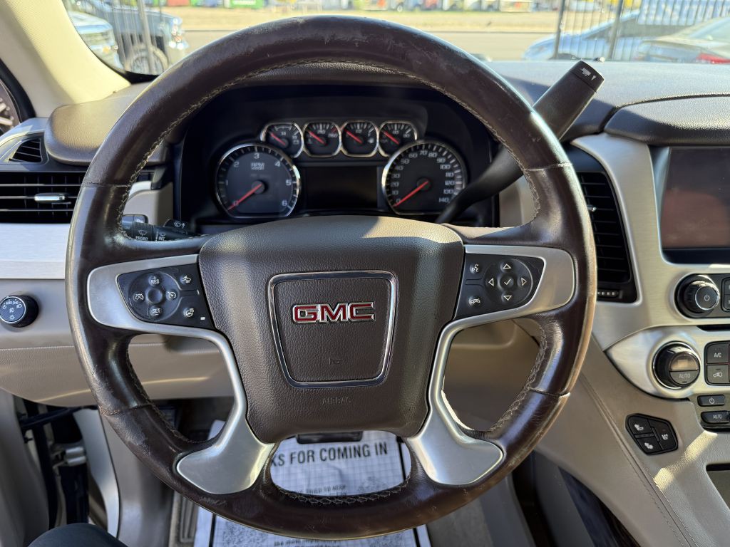 2015 GMC Yukon Image 25