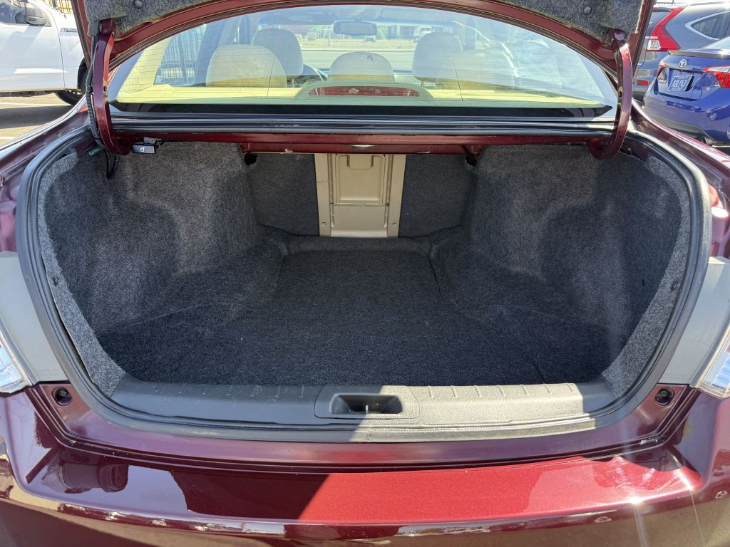 2012 Honda Accord Image 13