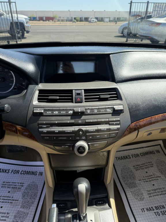 2012 Honda Accord Image 23