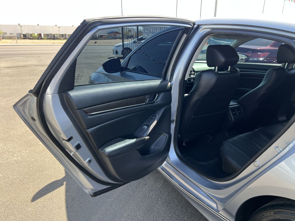 2020 Honda Accord Image 11