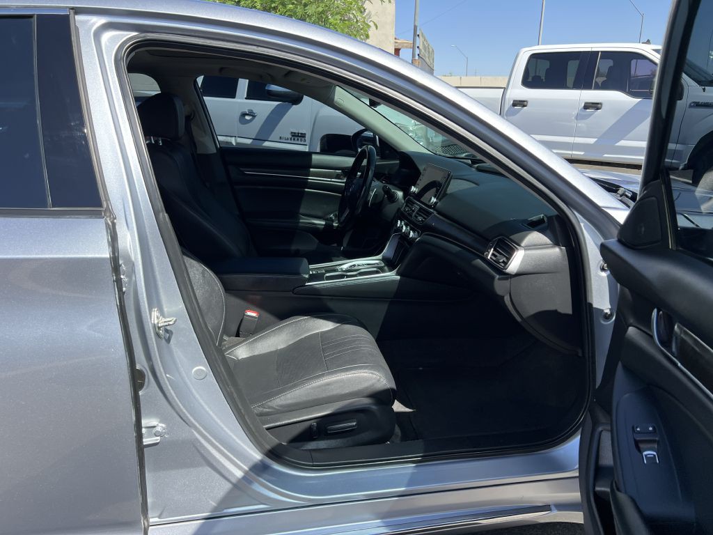 2020 Honda Accord Image 17