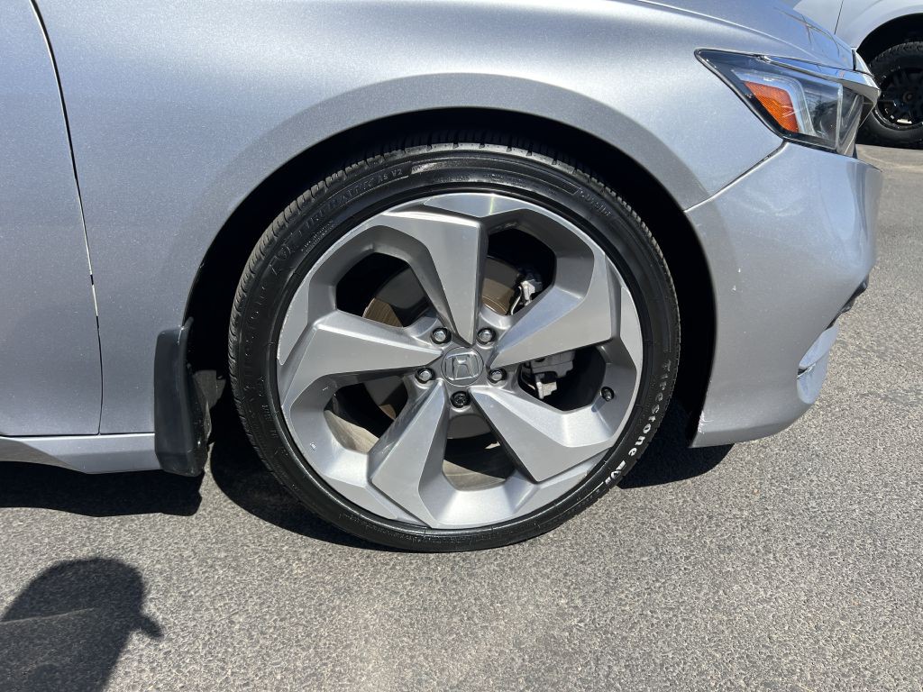 2020 Honda Accord Image 18