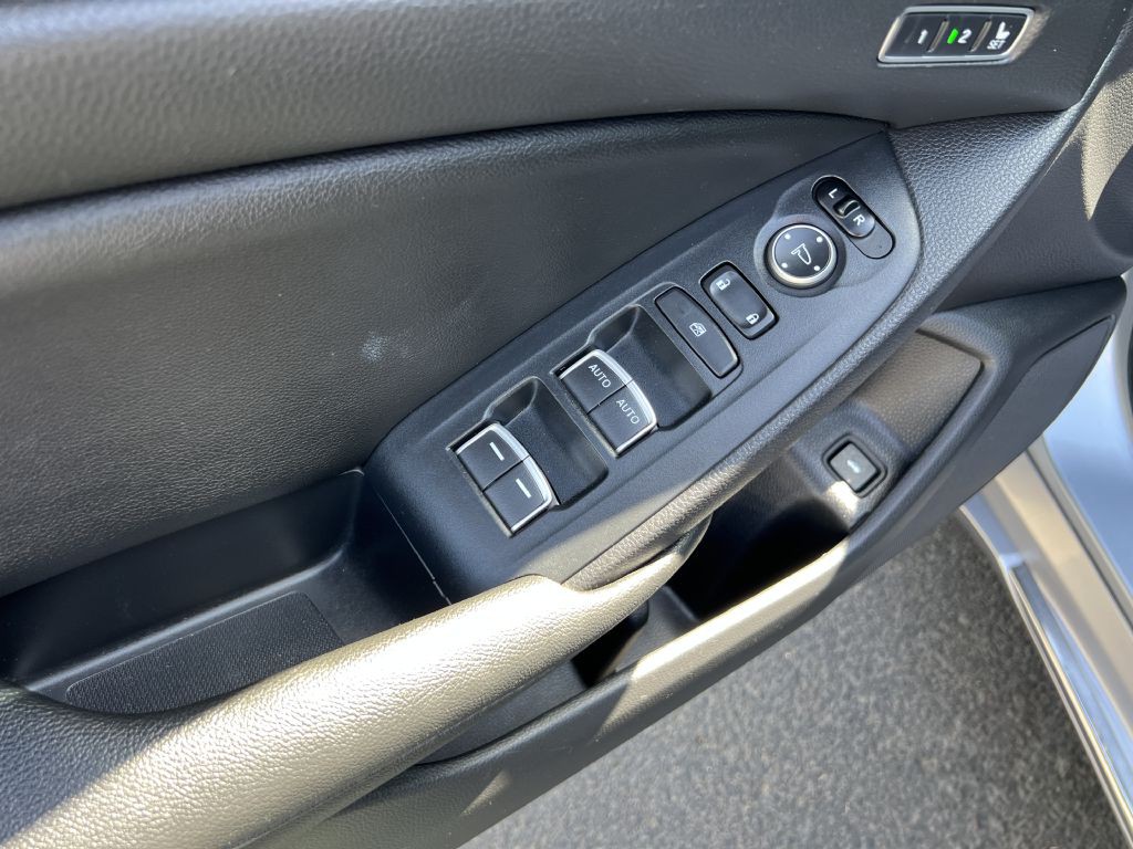 2020 Honda Accord Image 19
