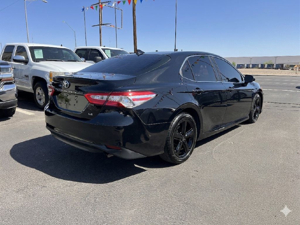 2019 Toyota Camry Image 5
