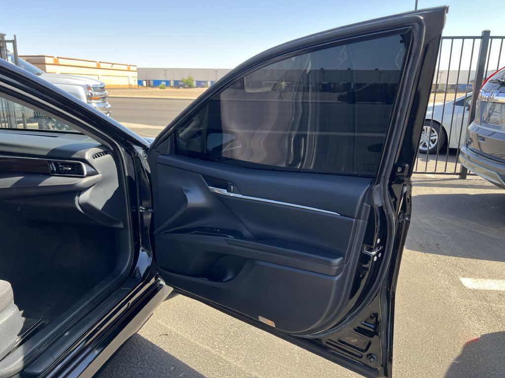 2019 Toyota Camry Image 15