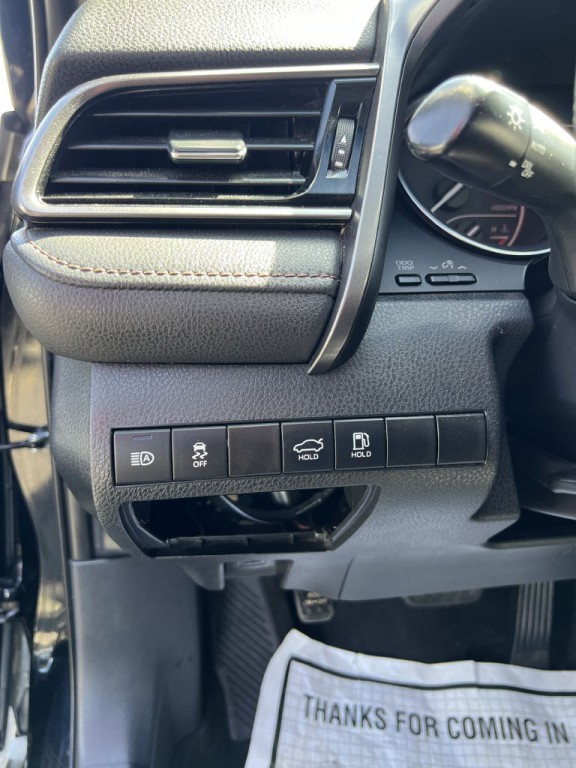 2019 Toyota Camry Image 19