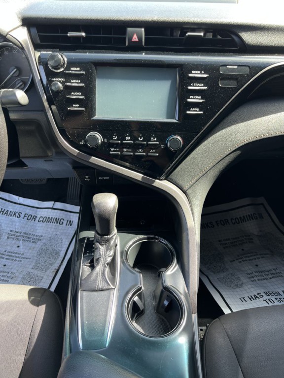 2019 Toyota Camry Image 21