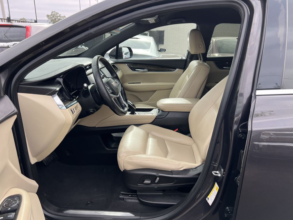 2017 Cadillac XT5 Image 10