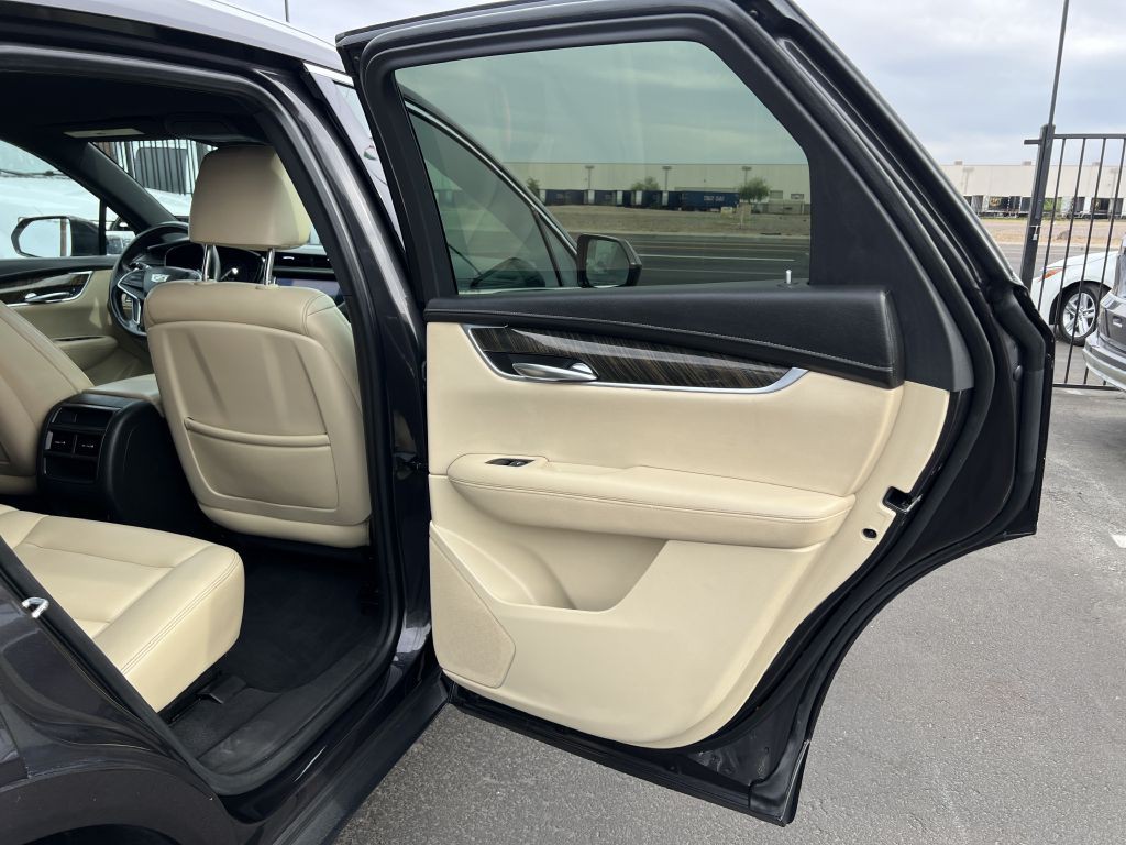 2017 Cadillac XT5 Image 14