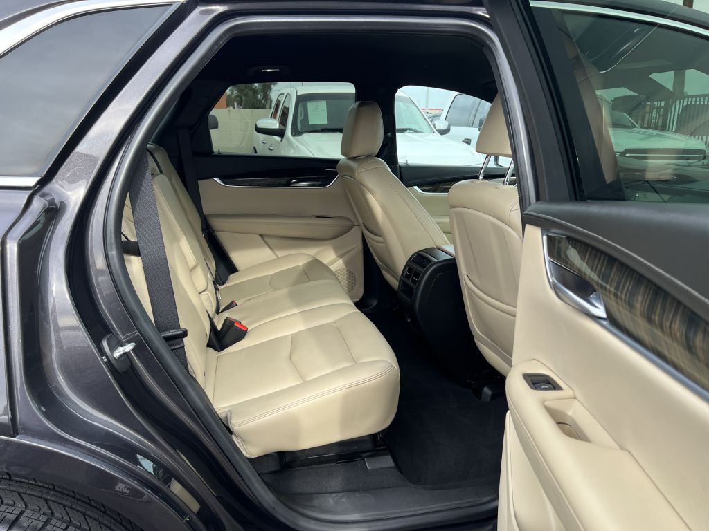 2017 Cadillac XT5 Image 15